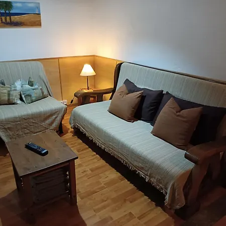 Ca La Montse Rubí